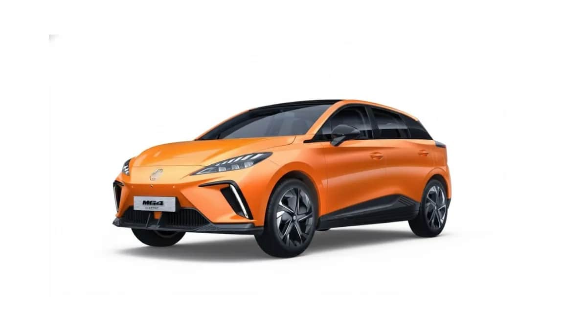 2026 MG Motor 4 EV exterior front view