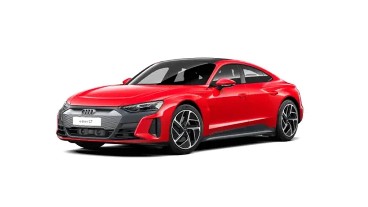 2021 Audi RS e-tron GT exterior front view