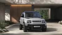 Land Rover Defender 2026 3 Reasons to Buy It and 3 Reasons to Run Away!