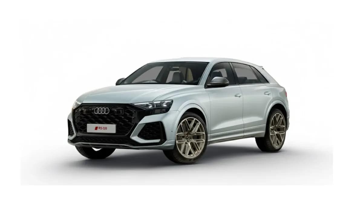 RS Q8 exterior view 1