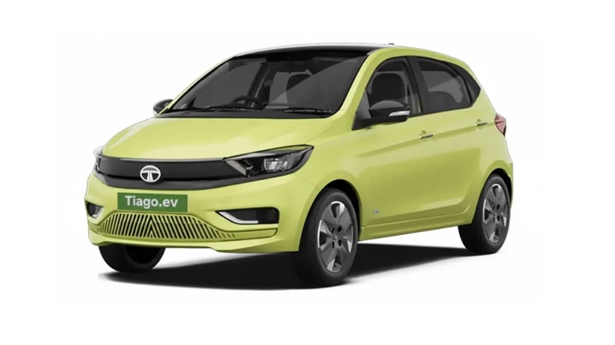 Tiago EV exterior view 1