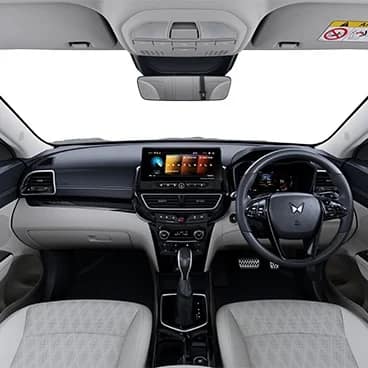Mahindra XUV 3XO dashboard with twin 10.25-inch screens