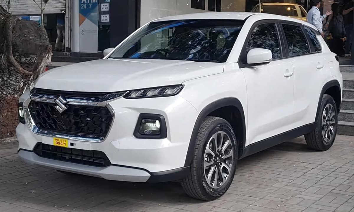 Maruti Suzuki Grand Vitara front view