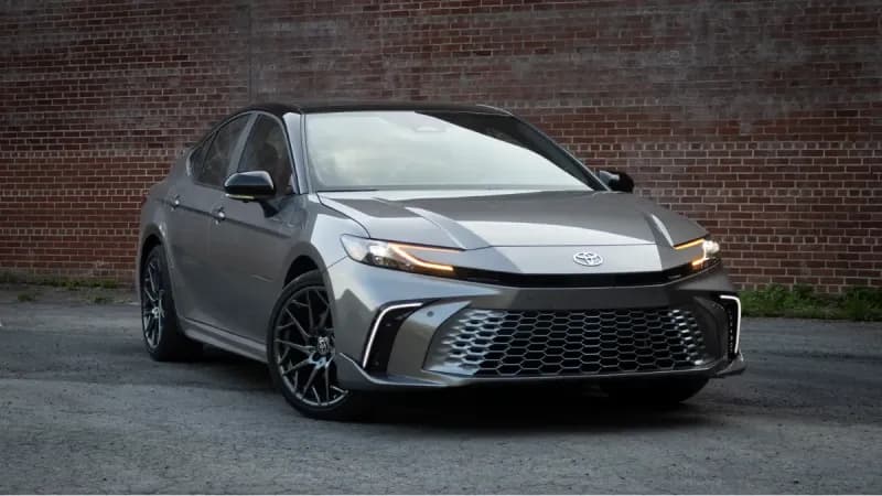 Toyota Camry Review Comfort, Real-World Mileage, and My 10-Year Insider Take