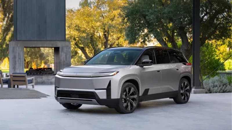 2027 Toyota Highlander Debuts 3-Row EV With Massive 515 Km Range
