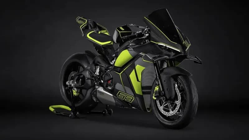 Ducati Panigale V4 Feel the Roar, Own the Road