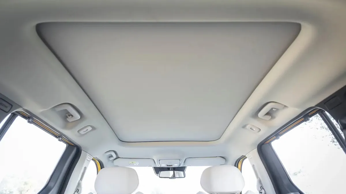 tata sierra Inner Car Roof image