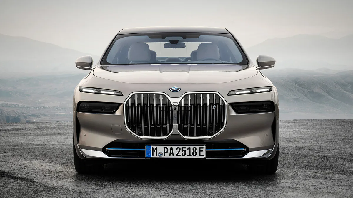 BMW i7 Tops Charts in India Crosses 1,000 Units to Become Best-Selling Luxury Sedan