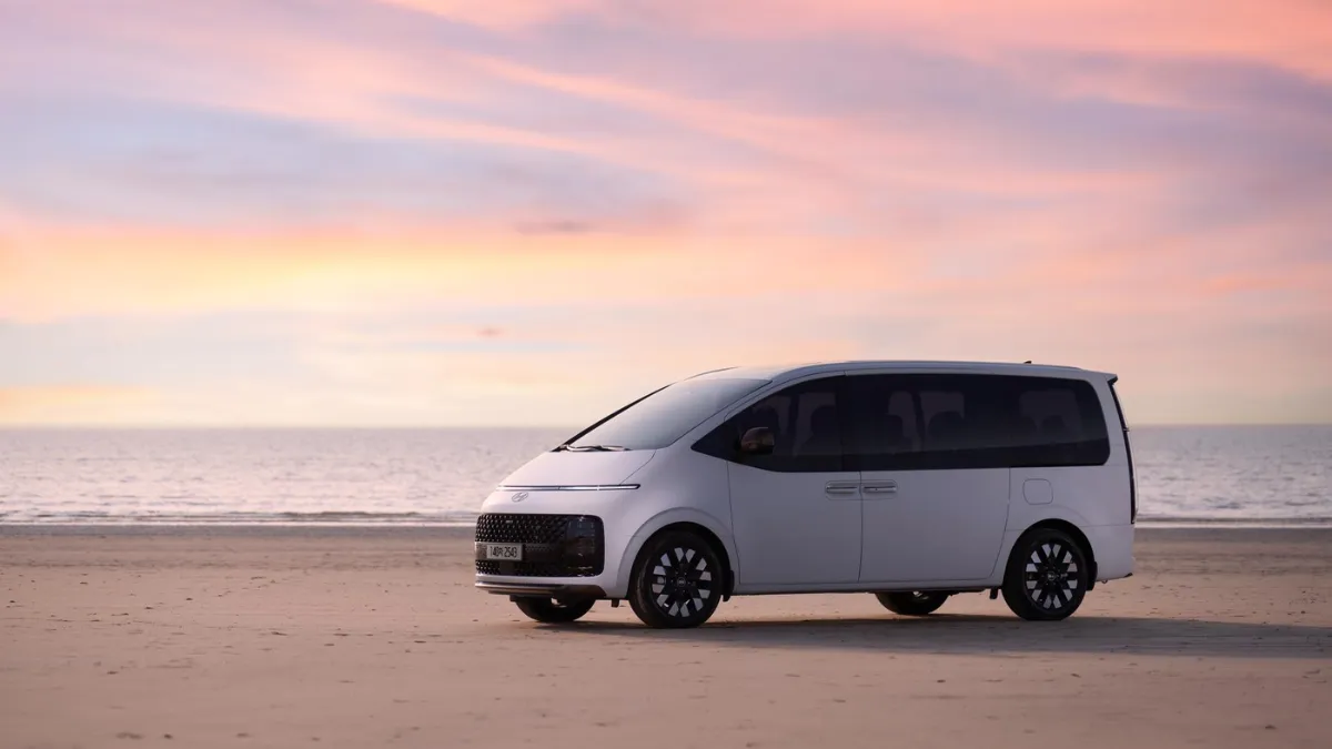Hyundai Staria Review The Futuristic MPV Every Indian Family Will Love!