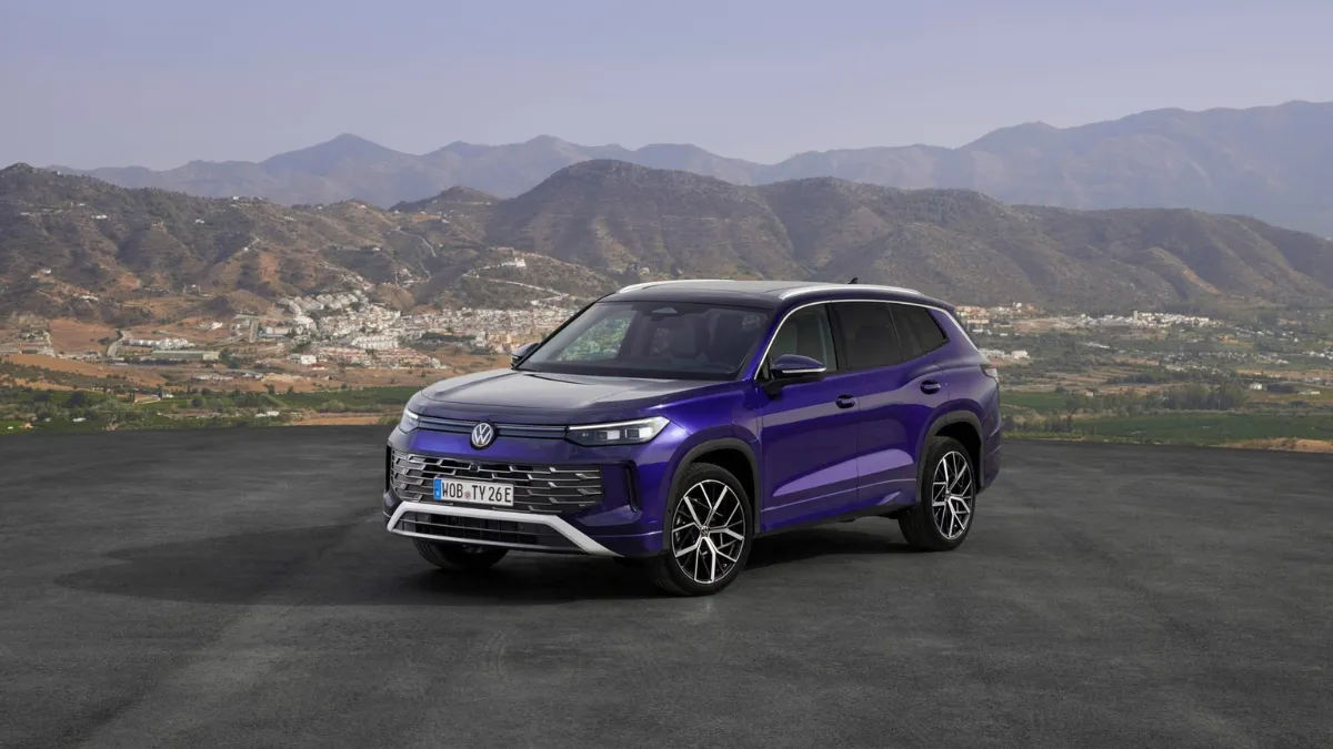 India-Ready Volkswagen Tayron R-Line Unveiled The New Flagship 7-Seater SUV!