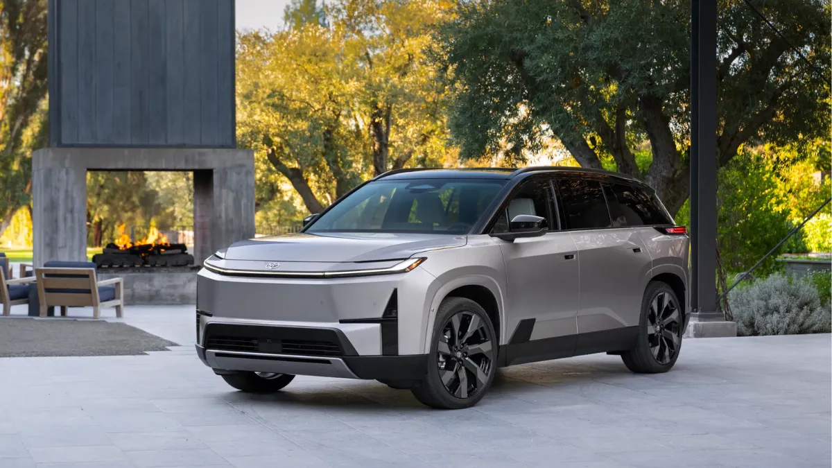2027 Toyota Highlander Debuts 3-Row EV With Massive 515 Km Range