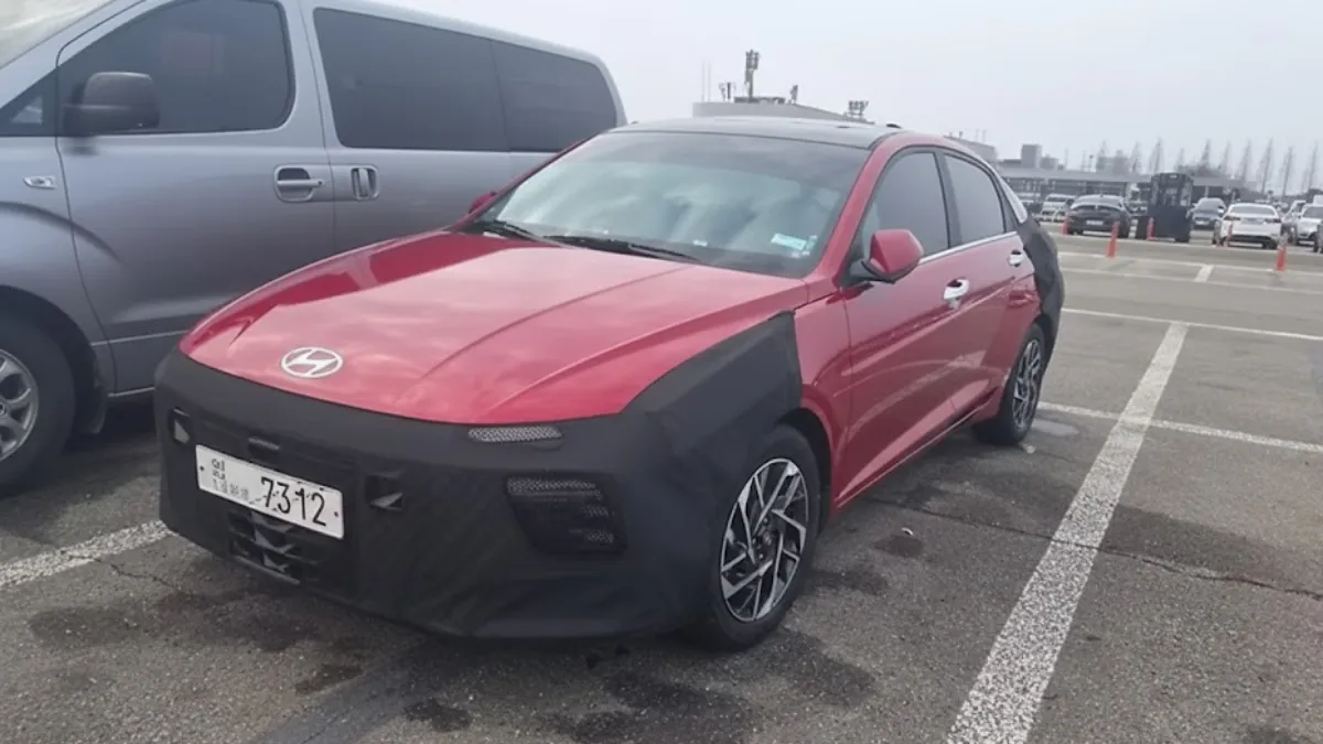 New Hyundai Verna Facelift Spied in Korea – Sneak Peek at Design & Features!