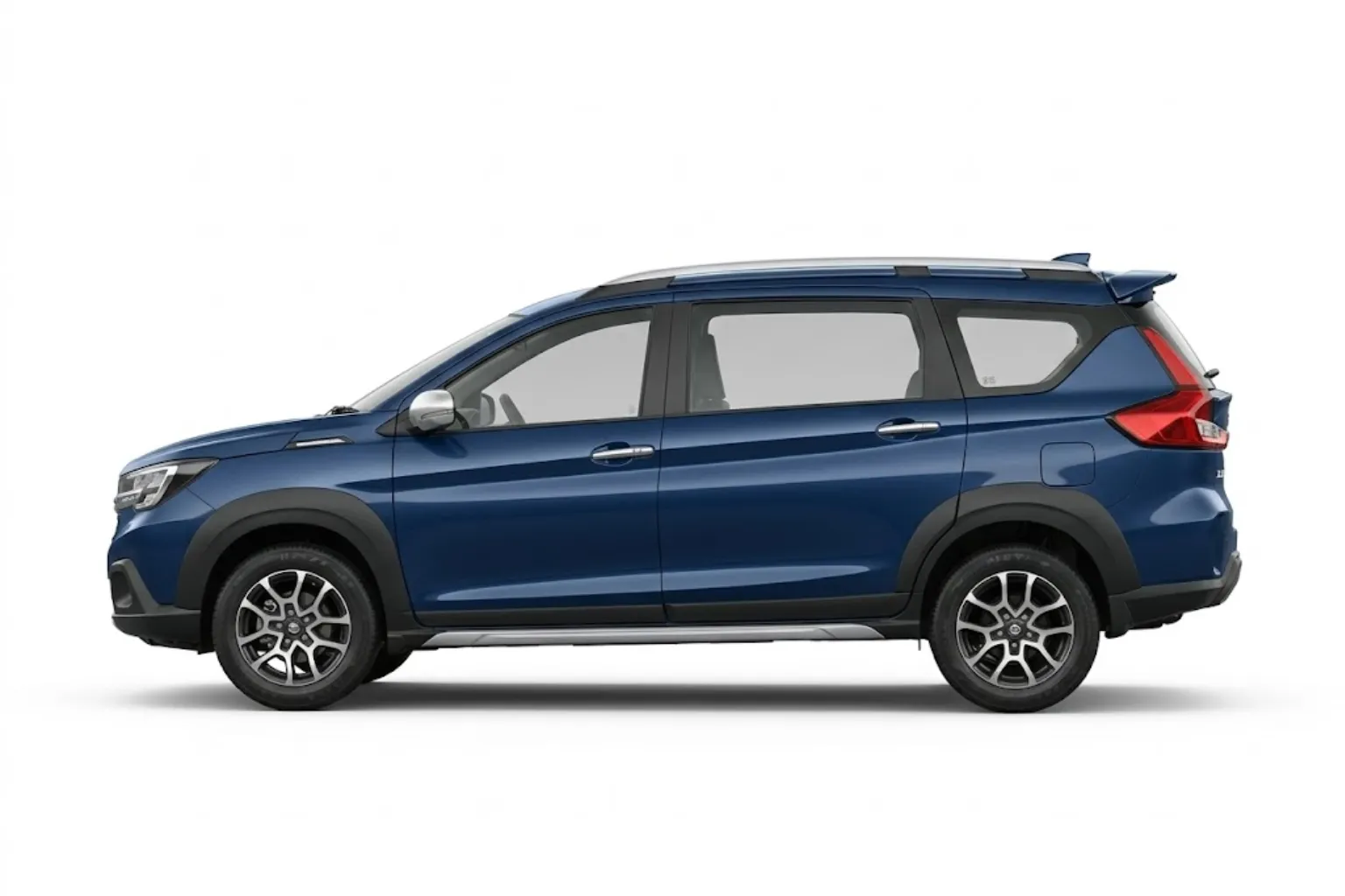 Maruti XL6 Left Side Profile Image